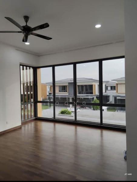 Semi-Detached House for Sale in Setia Alam (Selangor) - Adeline Foong - Living Room - PropertyGuru.com.my