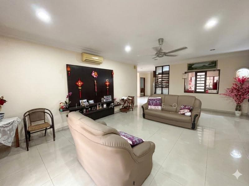 Rumah Berkembar untuk Dijual di Kampung Tunku (Petaling Jaya) - Michael Yeo - Living Room - PropertyGuru.com.my