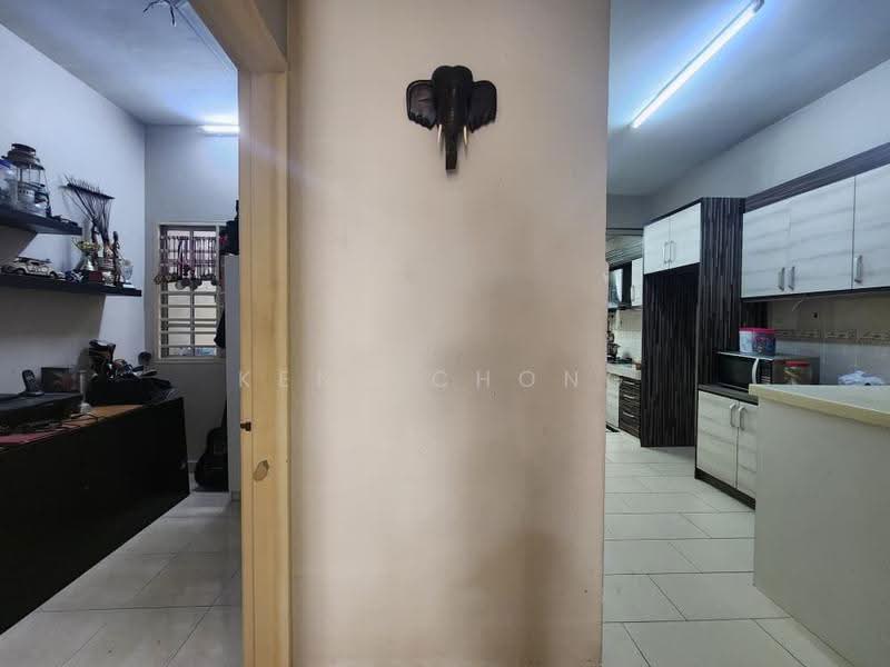 Rumah Teres 2-Tingkat untuk Disewa di Bandar Bukit Puchong (Puchong) - Kent Chong - Kitchen - PropertyGuru.com.my