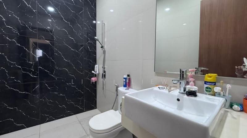 Semi-Detached House for Rent in Iskandar Puteri (Nusajaya) (Johor) - Lihyi Liew - Bathroom - PropertyGuru.com.my