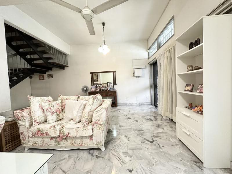 Rumah Teres 2-Tingkat untuk Dijual di Taman Billion (Kuala Lumpur) - Shue Sen - Living Room - PropertyGuru.com.my