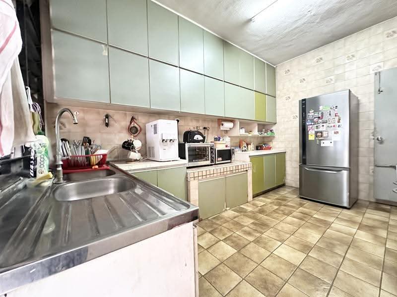 Rumah Teres 2-Tingkat untuk Dijual di Taman Billion (Kuala Lumpur) - Shue Sen - Kitchen - PropertyGuru.com.my