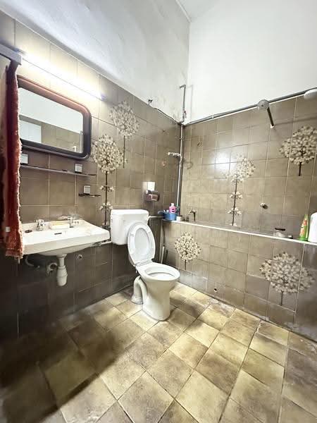 Rumah Teres 2-Tingkat untuk Dijual di Taman Billion (Kuala Lumpur) - Shue Sen - Bathroom - PropertyGuru.com.my