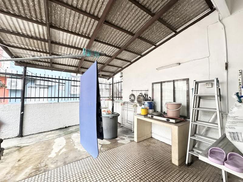 Rumah Teres 2-Tingkat untuk Dijual di Taman Billion (Kuala Lumpur) - Shue Sen - Kitchen - PropertyGuru.com.my