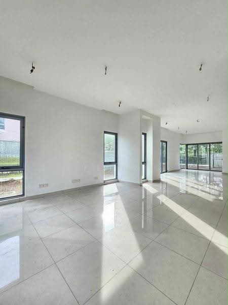 Rumah Berkembar untuk Dijual di Taman Molek (Johor Bahru) - Felix Teo - PropertyGuru.com.my