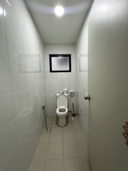 Shop for Rent in Telok Panglima Garang (Selangor) - Alex Lee - Bathroom - PropertyGuru.com.my
