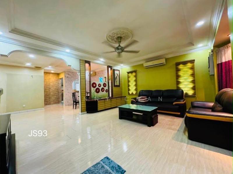 2-storey Terraced House for Sale in Bandar Botanic (Klang) - Kenny Chan - Living Room - PropertyGuru.com.my