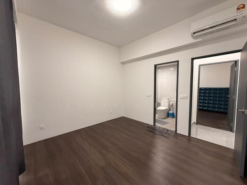 Service Residence for Rent at Altris Residences @ The Quartz WM - Eason Hiew - Bathroom - PropertyGuru.com.my