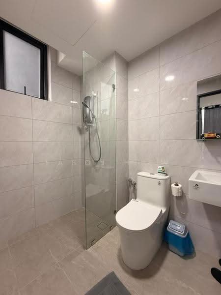 Service Residence for Rent at Altris Residences @ The Quartz WM - Eason Hiew - Bathroom - PropertyGuru.com.my