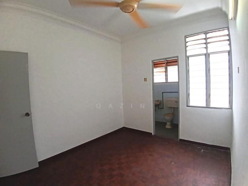 Rumah Teres 2-Tingkat untuk Dijual di Taman Tasek (Ipoh) - Qazin Khoo - Bathroom - PropertyGuru.com.my