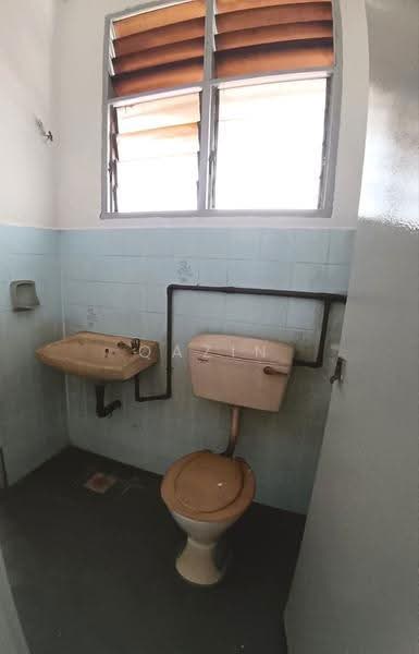 Rumah Teres 2-Tingkat untuk Dijual di Taman Tasek (Ipoh) - Qazin Khoo - Bathroom - PropertyGuru.com.my