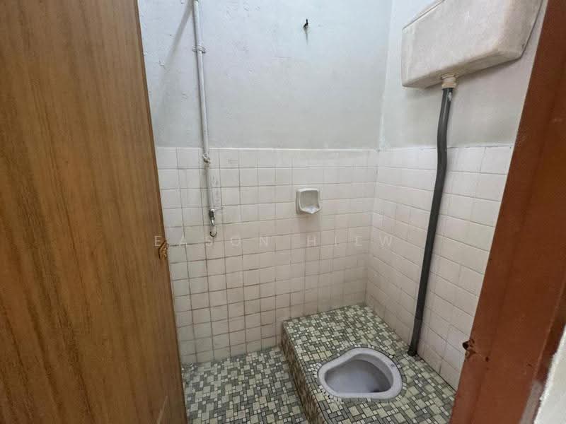 2-storey Terraced House for Rent in Taman Sri Rampai (Wangsa Maju) - Eason Hiew - Bathroom - PropertyGuru.com.my
