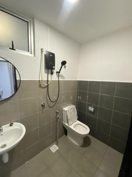Pangsapuri untuk Disewa di Residensi Akasia Jubilee - Vincent Tan - Bathroom - PropertyGuru.com.my