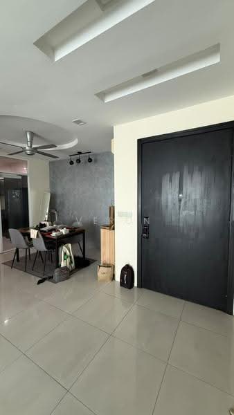 Kondominium untuk Disewa di USJ One Avenue Condo - Veron Leong - Entrance - PropertyGuru.com.my