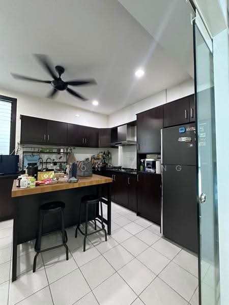 Kondominium untuk Disewa di USJ One Avenue Condo - Veron Leong - Kitchen - PropertyGuru.com.my