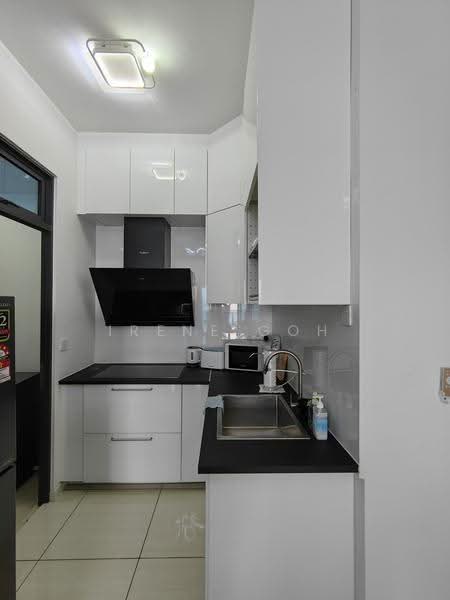 Condominium for Rent at Queens Residences Q1 @ Queens Waterfront - Irene Goh - Kitchen - PropertyGuru.com.my