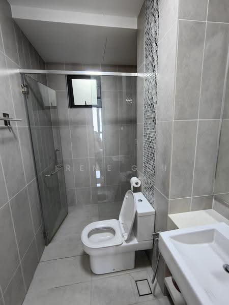 Condominium for Rent at Queens Residences Q1 @ Queens Waterfront - Irene Goh - Bathroom - PropertyGuru.com.my