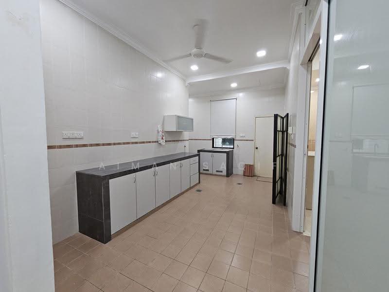 Rumah Teres 2-Tingkat untuk Dijual di Taman Setiawangsa (Setiawangsa) - Aiman Saqif - Kitchen - PropertyGuru.com.my
