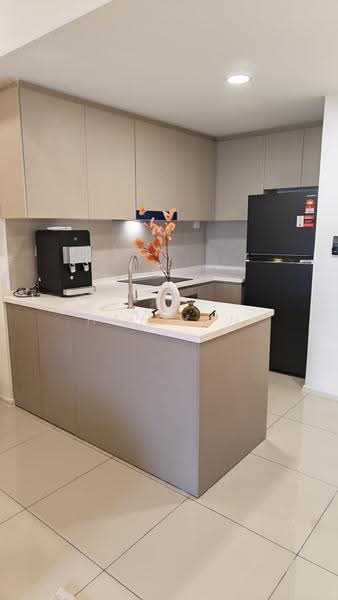Kediaman Servis untuk Disewa di Residensi Estetik 8 (Est8) - Hay Han - Kitchen - PropertyGuru.com.my