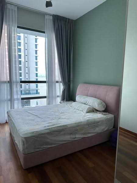 Condominium for Rent at Queens Residences Q1 @ Queens Waterfront - Irene Goh - Bedroom - PropertyGuru.com.my