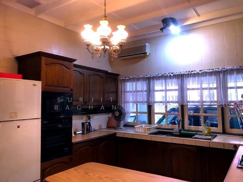 Bungalow House untuk Dijual di Port Dickson (Negeri Sembilan) - SURJIT SINGH BACHAN SINGH - Kitchen - PropertyGuru.com.my