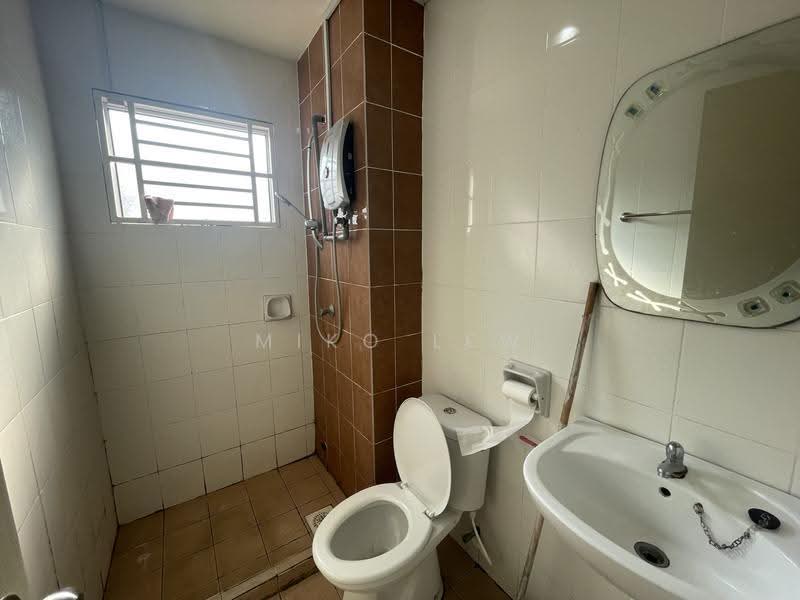 2-storey Terraced House for Sale in Bukit Sungai Long (Bandar Sungai Long) - Miko Lew - Bathroom - PropertyGuru.com.my