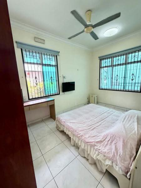 Semi-Detached House for Sale in Taman Perling (Perling) - Yik Tat - Bedroom - PropertyGuru.com.my