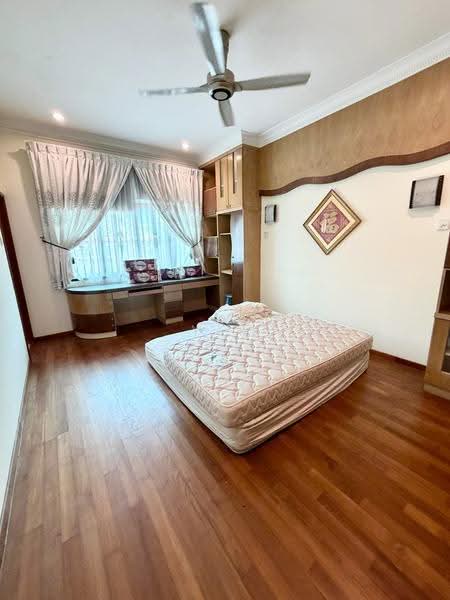Semi-Detached House for Sale in Taman Perling (Perling) - Yik Tat - Bedroom - PropertyGuru.com.my