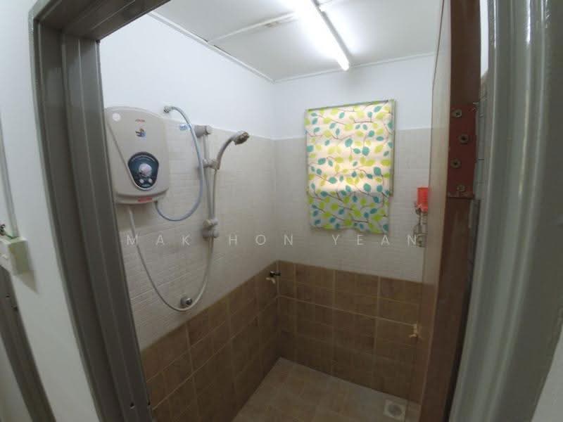 Rumah Teres 1.5-Tingkat untuk Disewa di Bandar Sunway (Sunway) - Mak Hon Yean - Bathroom - PropertyGuru.com.my