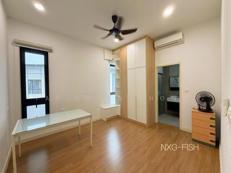 Semi-Detached House for Sale in Bandar Tropicana Aman (Telok Panglima Garang) - Yap Chean Chong - Bedroom - PropertyGuru.com.my