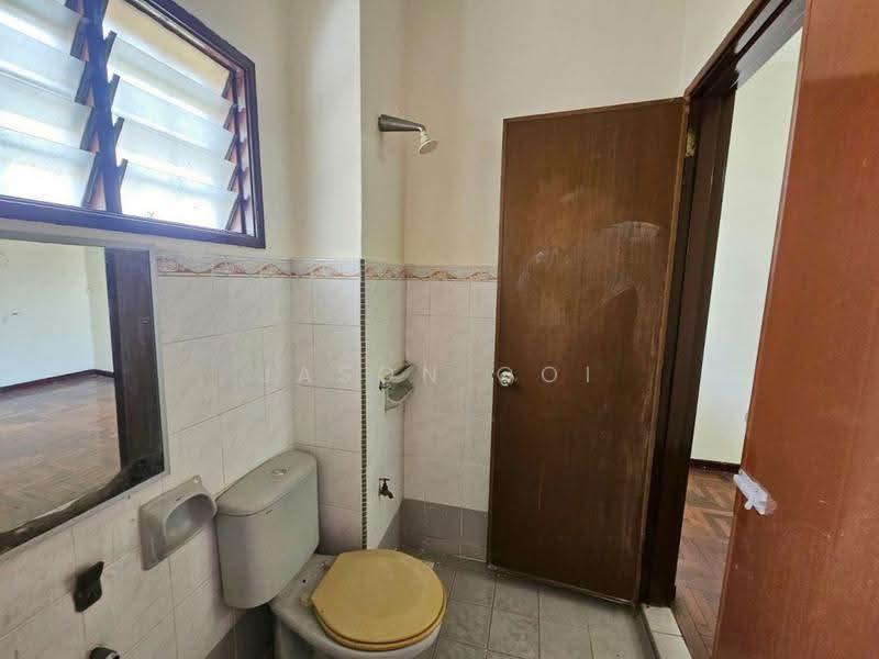 Rumah Teres 2-Tingkat untuk Dijual di Putra Heights (Subang Jaya) - Jason Ooi - Bathroom - PropertyGuru.com.my