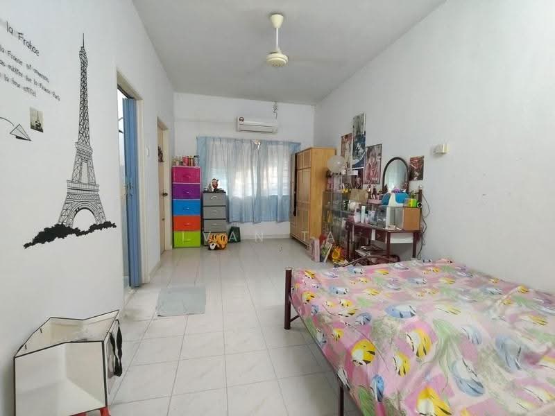 Rumah Teres 2-Tingkat untuk Dijual di Panorama Lapangan Perdana (Ipoh) - Ivan Tai - Bedroom - PropertyGuru.com.my