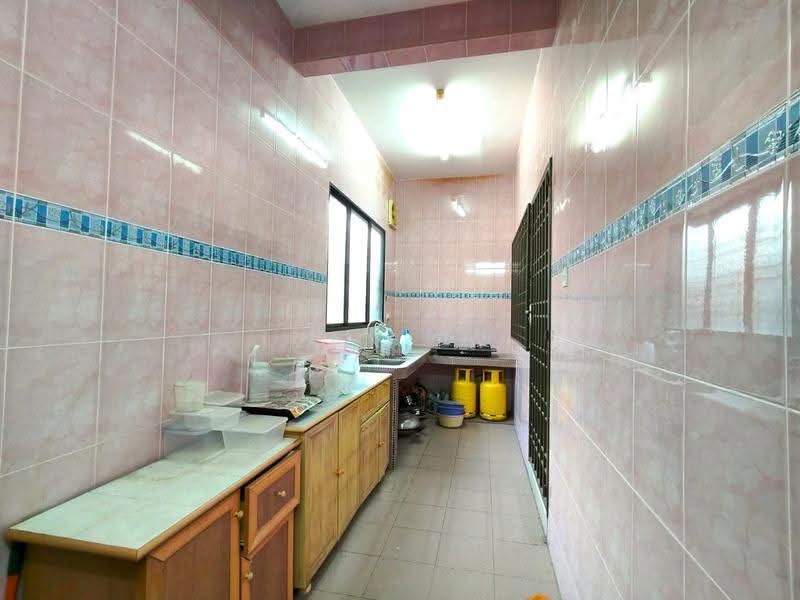 Rumah Teres 2-Tingkat untuk Dijual di Panorama Lapangan Perdana (Ipoh) - Ivan Tai - Kitchen - PropertyGuru.com.my