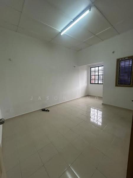 Rumah Teres untuk Dijual di Taman Desa Serdang (Seri Kembangan) - Jason Ong - Interior - PropertyGuru.com.my