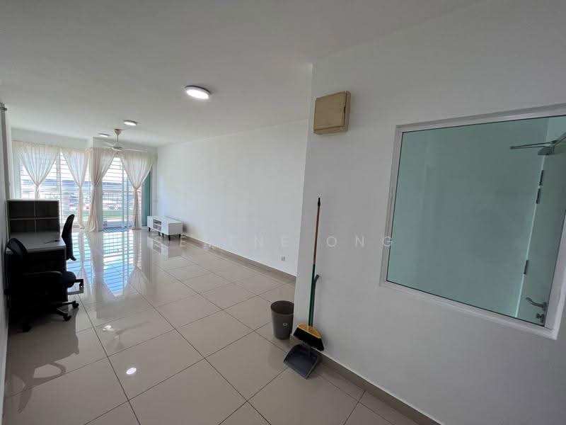 Kediaman Servis untuk Disewa di Pacific Place - Serene Ong - Living Room - PropertyGuru.com.my