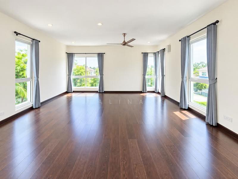 Bungalow House for Sale in Shah Alam (Selangor) - Zalina Zubaidi - Living Room - PropertyGuru.com.my