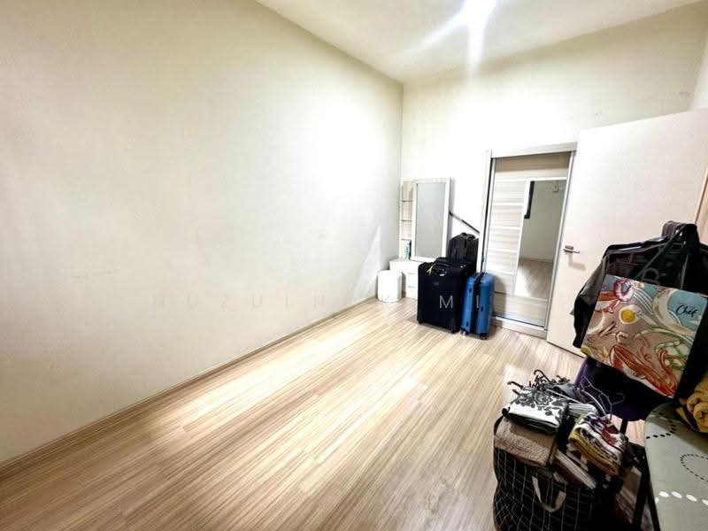 Townhouse for Rent in Bangi (Selangor) - NUZULHAKIMI . - Bedroom - PropertyGuru.com.my
