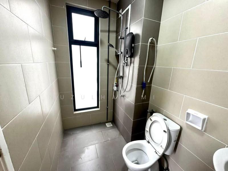 Townhouse for Rent in Bangi (Selangor) - NUZULHAKIMI . - Bathroom - PropertyGuru.com.my