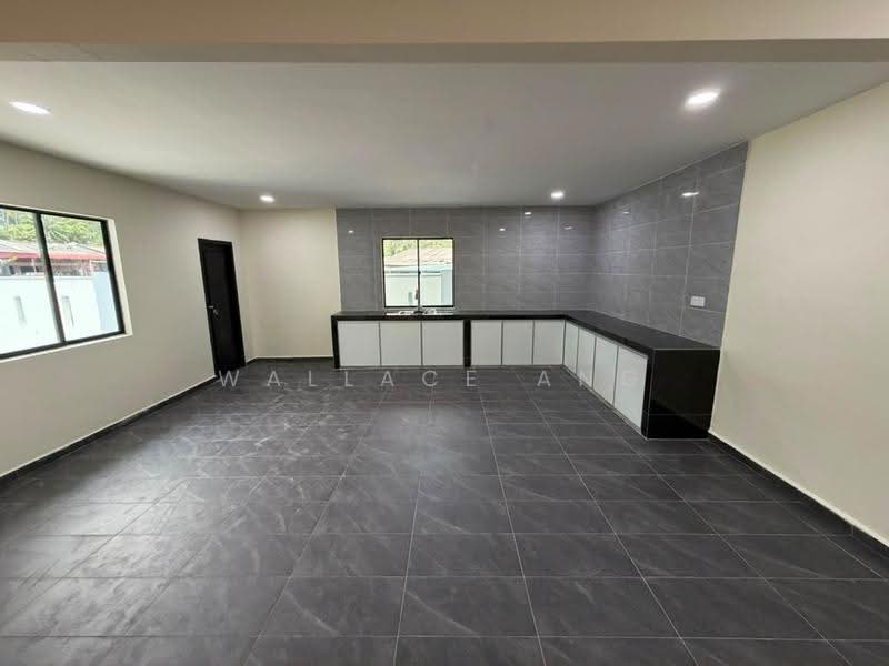 Rumah Teres 1-Tingkat untuk Dijual di Taman Sri Pulai (Skudai) - Wallace Ang - Kitchen - PropertyGuru.com.my