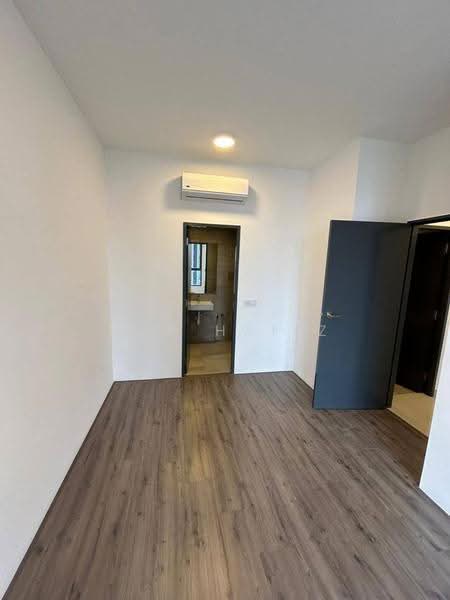 Service Residence for Sale at Henna Residence @ The Quartz WM - Che Hafiz - Interior - PropertyGuru.com.my
