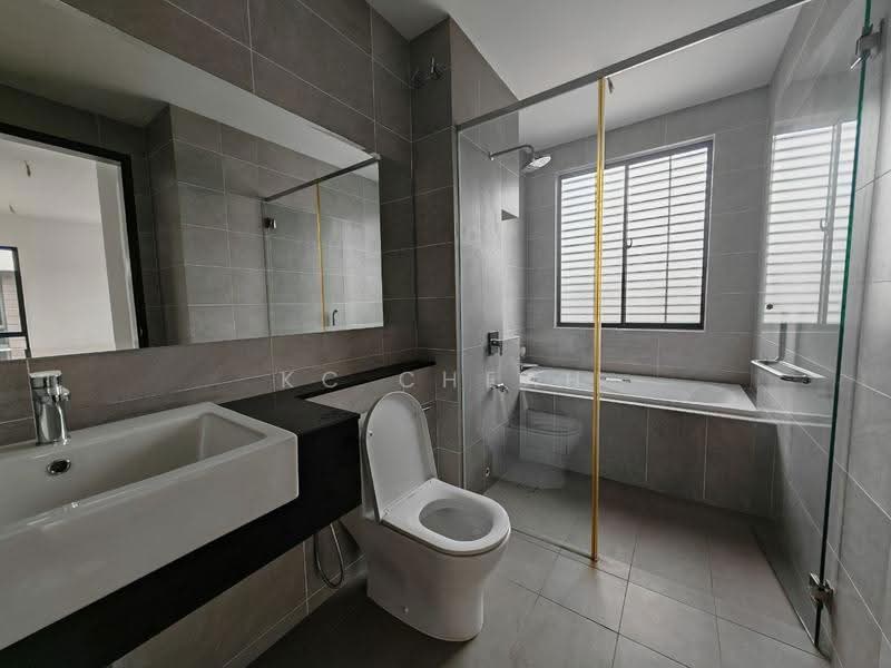 Semi-Detached House for Sale in Elmina (Shah Alam) - KC Cheah - Bathroom - PropertyGuru.com.my