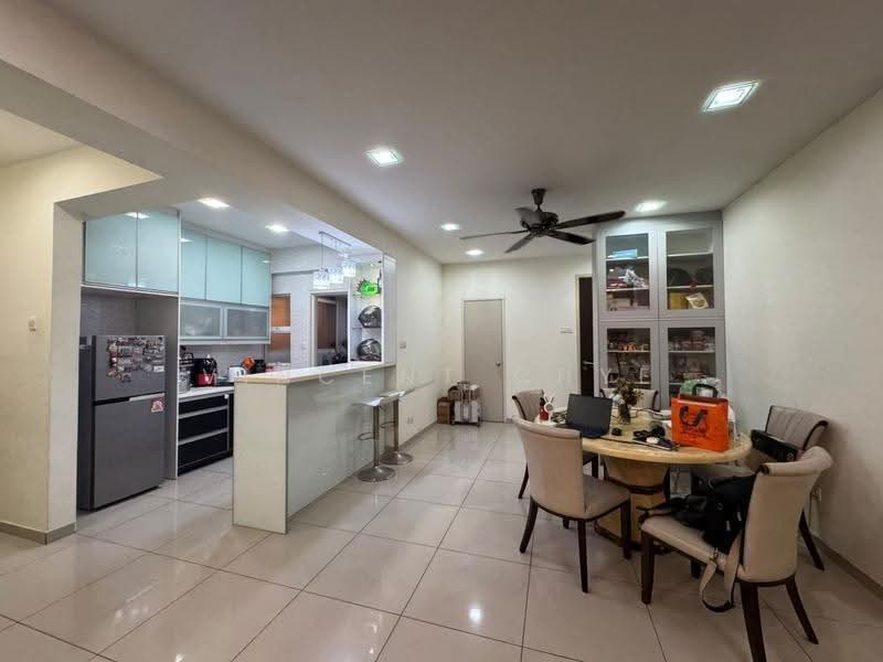 Condominium for Rent at The Zest @ Kinrara 9 - Vincent Chye - Kitchen - PropertyGuru.com.my