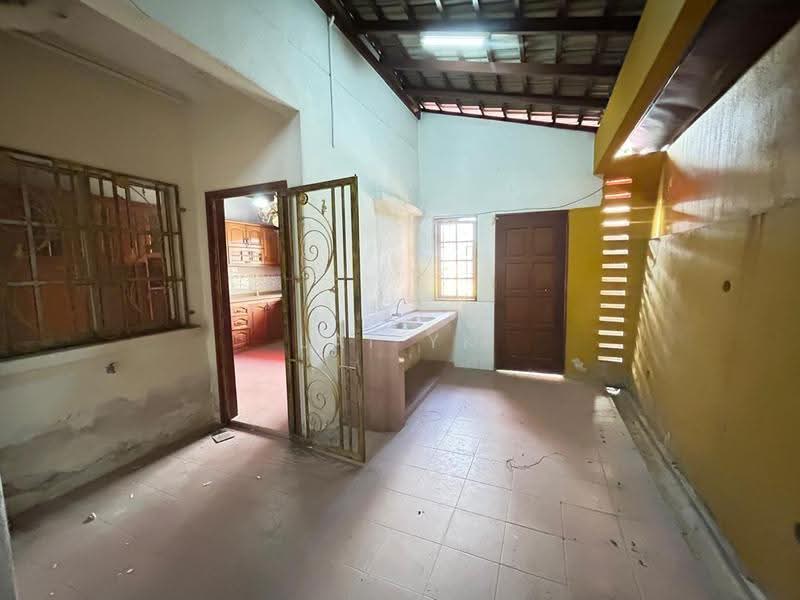 Rumah Berkembar untuk Dijual di Usj 5 (Subang Jaya) - Lai YK - Kitchen - PropertyGuru.com.my