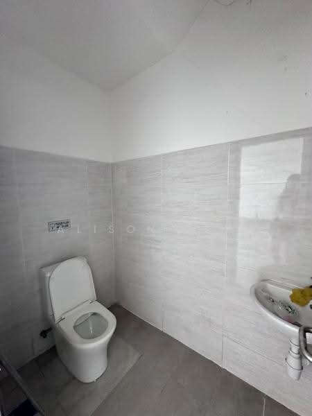 Shop for Rent in Taman Wahyu (Batu Caves) - Alison Chiu - Bathroom - PropertyGuru.com.my