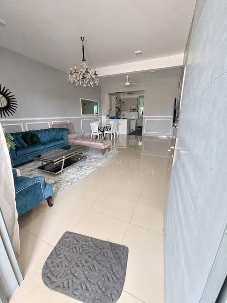 Terraced House for Sale in Bandar Springhill (Jimah) - Mohd Ridzuan - Living Room - PropertyGuru.com.my