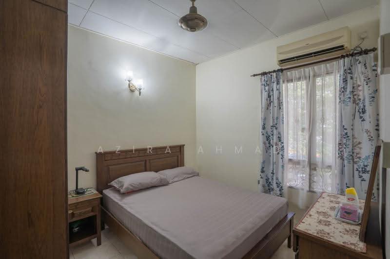 Semi-Detached House for Sale in Taman Setia Balakong (Balakong) - Azira Ahmad - Bedroom - PropertyGuru.com.my