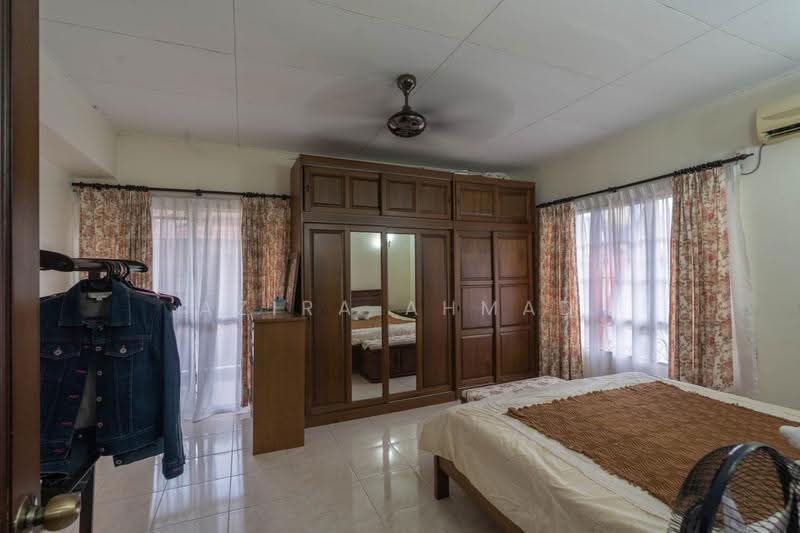 Semi-Detached House for Sale in Taman Setia Balakong (Balakong) - Azira Ahmad - Bedroom - PropertyGuru.com.my