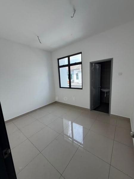 Rumah Teres 2-Tingkat untuk Dijual di Taman Austin Duta (Tebrau) - Roy Yap - Interior - PropertyGuru.com.my