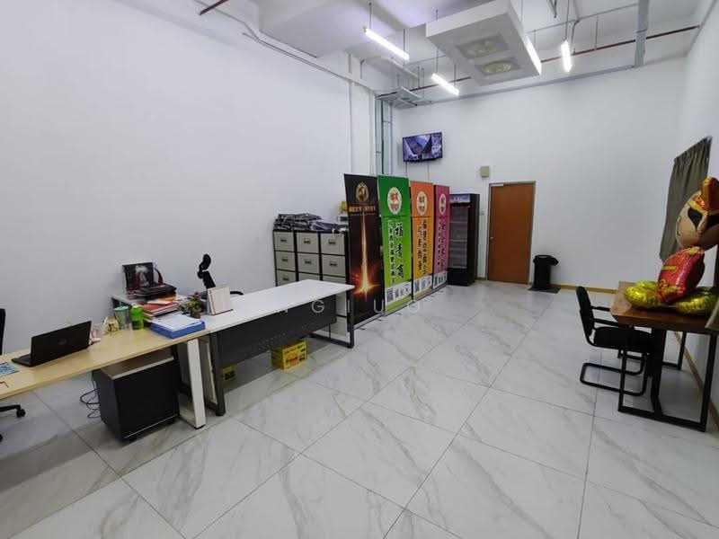 Shop / Office untuk Disewa di Chan Sow Lin (Cheras) - Ngiuo Vai Yan - Interior - PropertyGuru.com.my