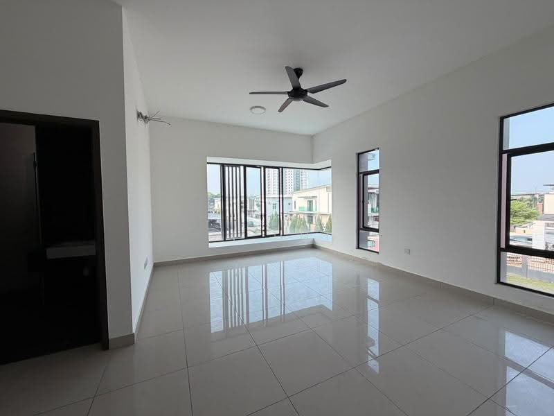 Rumah Teres untuk Dijual di Johor Bahru (Johor) - Zi Hui - Living Room - PropertyGuru.com.my